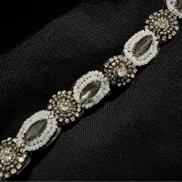 Silve, Whiter and Black Beaded  Crystal Hair Accessory - Picture 3 of 4